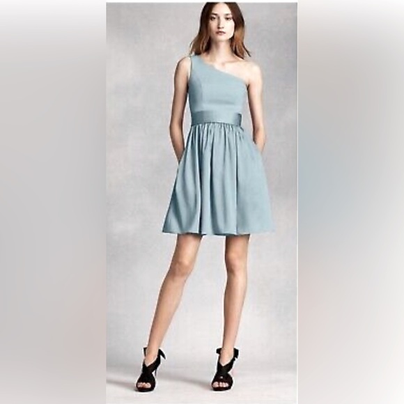 White by Vera Wang Style VW361260 One Shoulder A-line Gown in Dusty Crepe CL3 - Picture 1 of 6